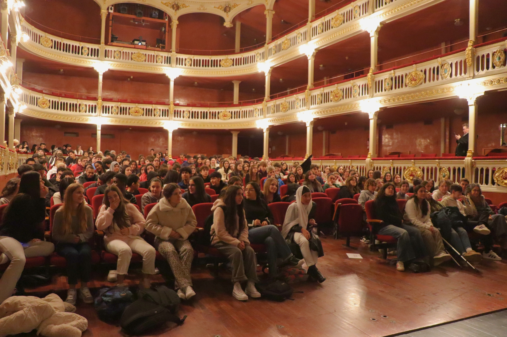 Tret de sortida al projecte educatiu Tots Dansen 2024-2025