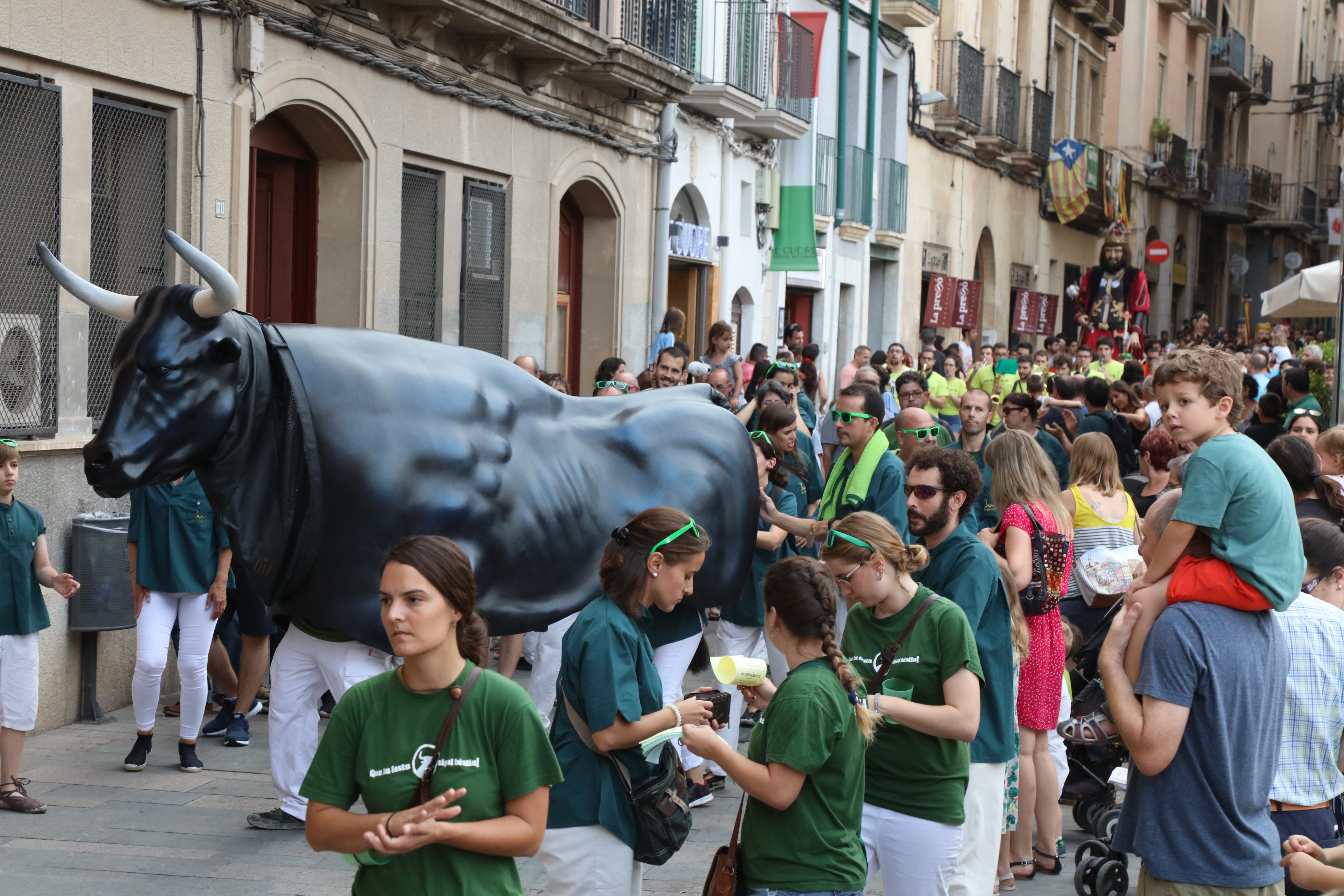 Sant Pere 2023: Correbanyes, correbars del Bou